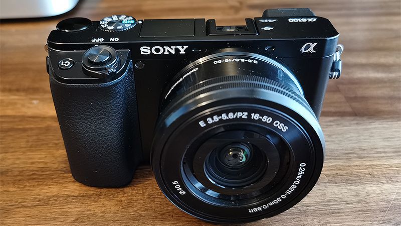 Sony A6100 (ILCE-6100)