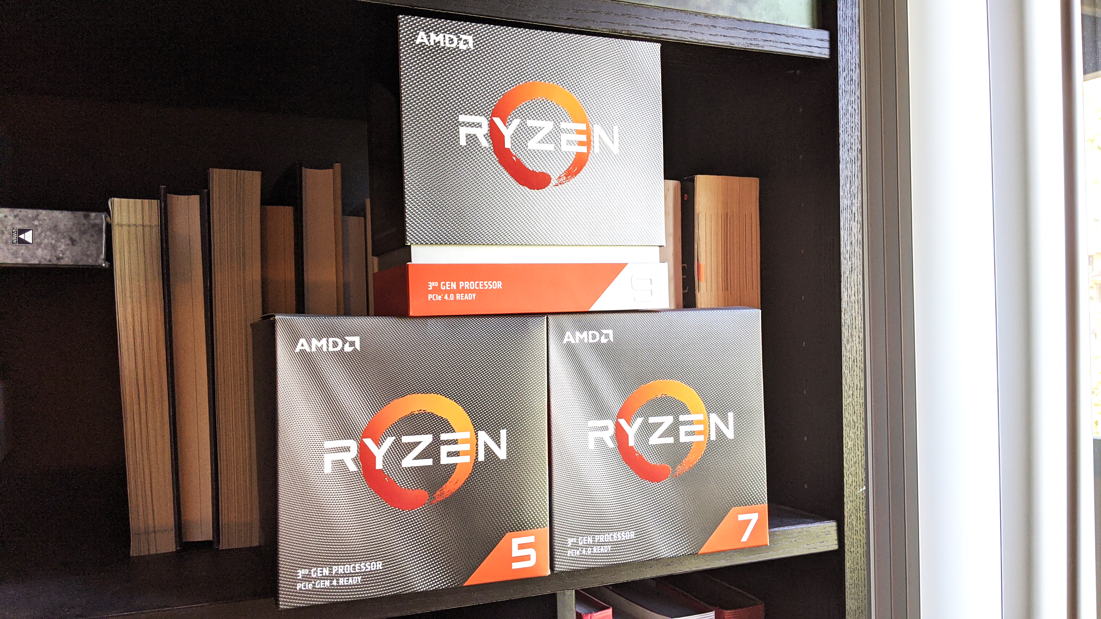 AMD Ryzen 3000XT-series Processors