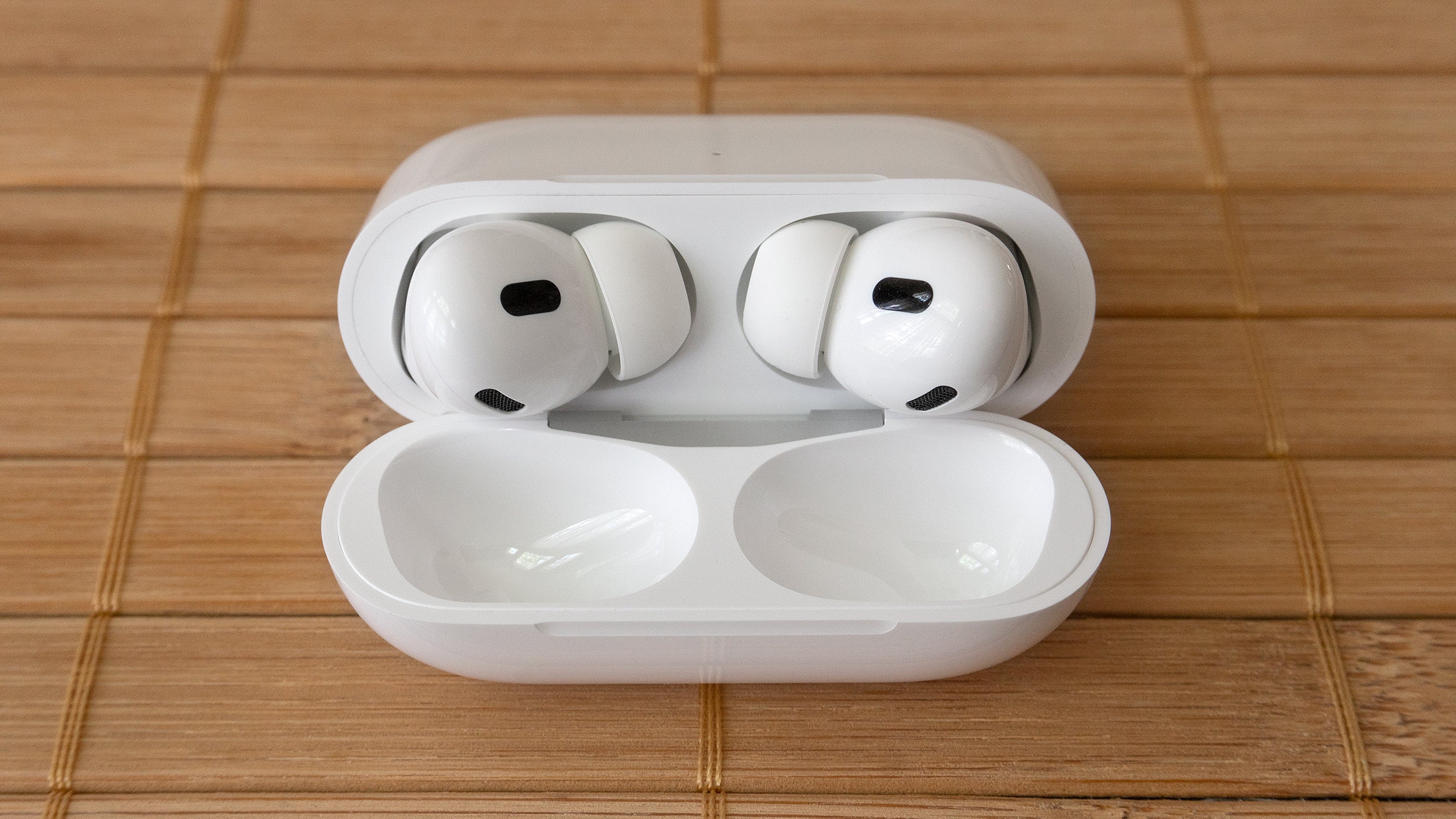  Apple AirPods Pro (2nd Generation)