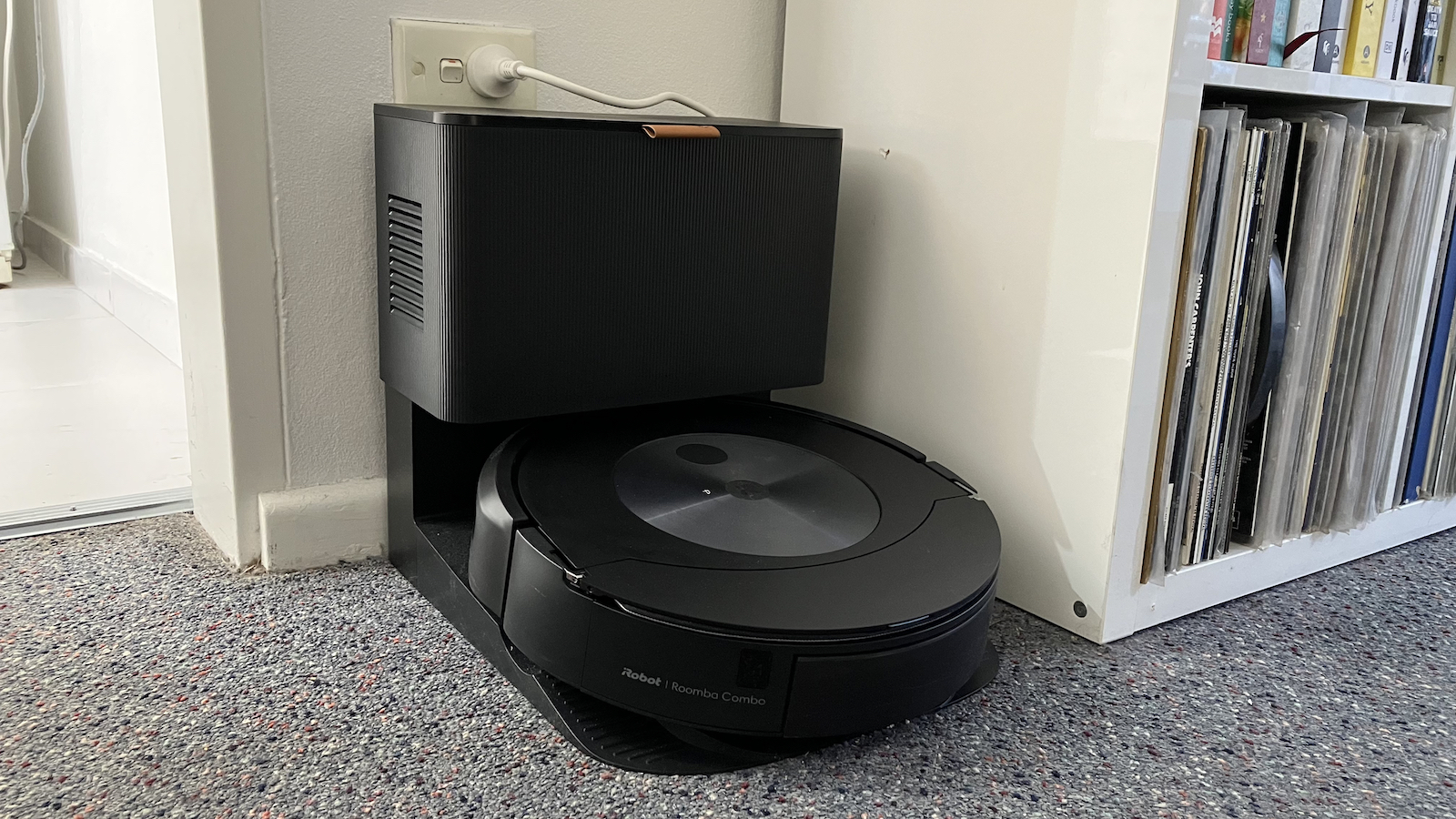 iRobot Roomba Combo j7+ robot vacuum