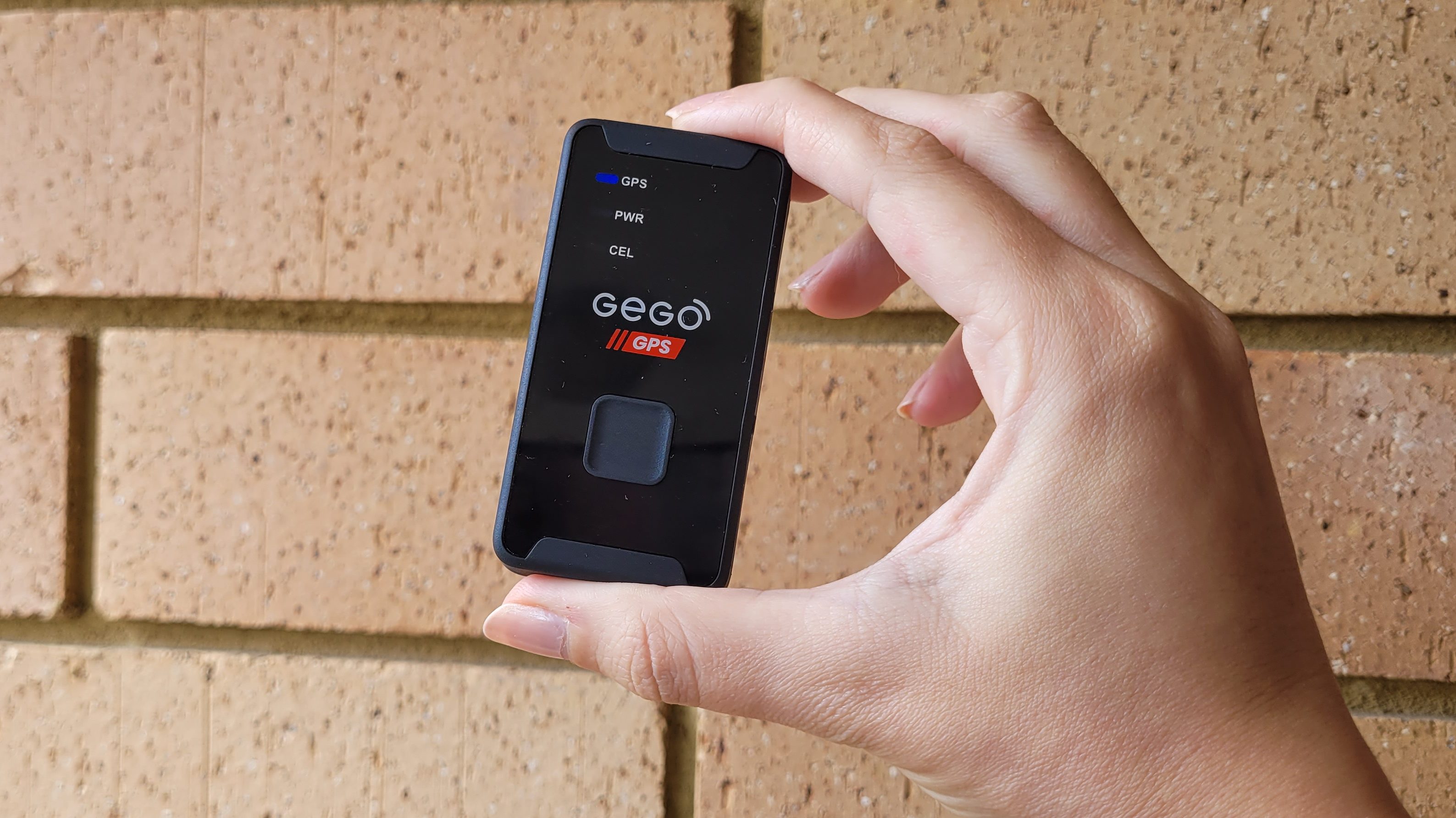 GEGO Universal GPS Tracker