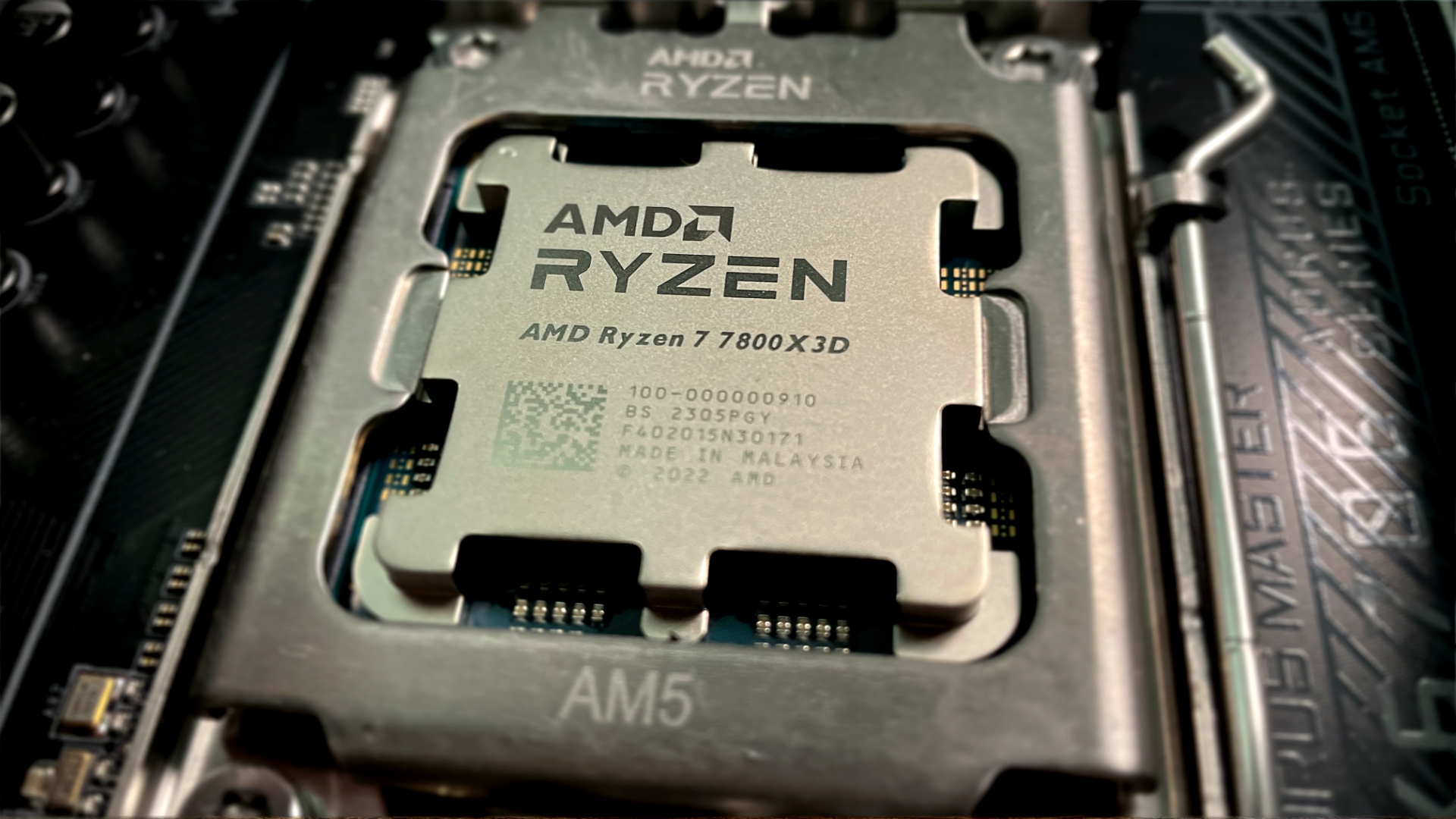 AMD's Ryzen 7 7800X3D is The Best CPU For Gaming