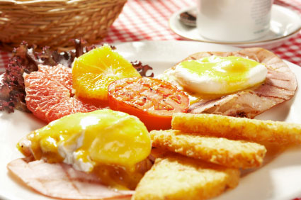 breakfast-eggsbenedict