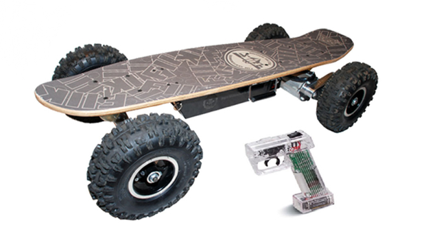 This Motorised Skateboard Cruises For Miles Off-Road
