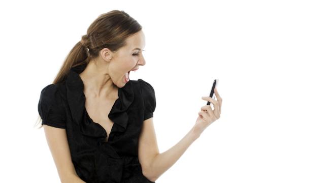 Smartphones Make Women Guilty And Full Of Anguish, Says Science