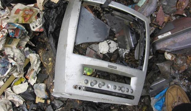The Story Of E-Waste: What Happens To Tech Once It’s Trash