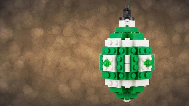 Build Your Own Lego Ornament For The True Meaning Of Christmas