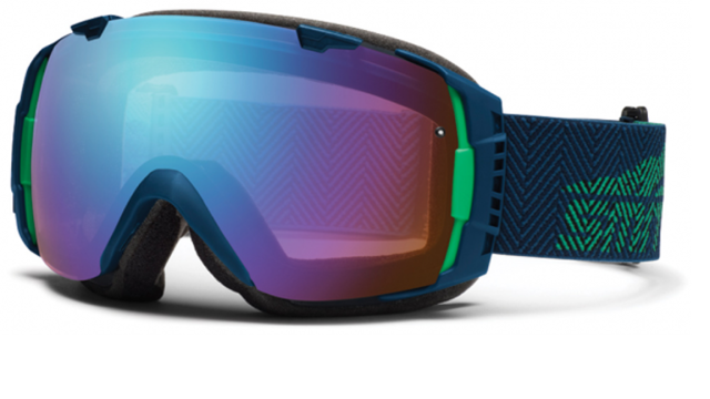 Powder Is No Match For Smith’s Peeper-Protecting Snowboard Goggles
