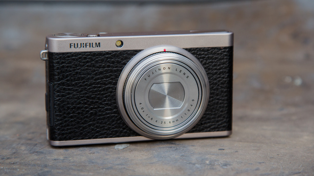 Fujifilm XF1 Review: Clever Design That Will Drive You Crazy
