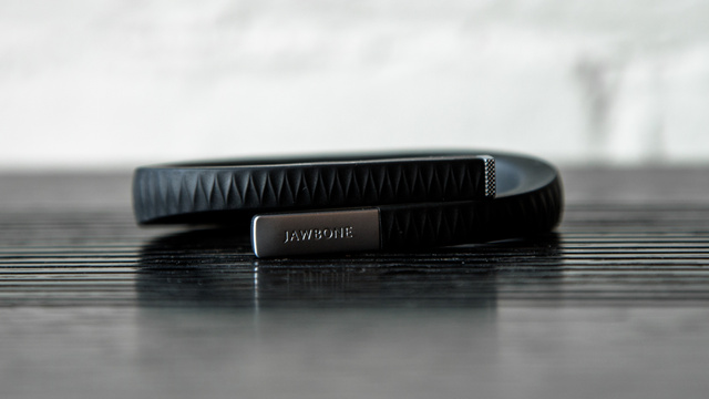 Jawbone UP (2012) Review: Still Not Fit To Buy