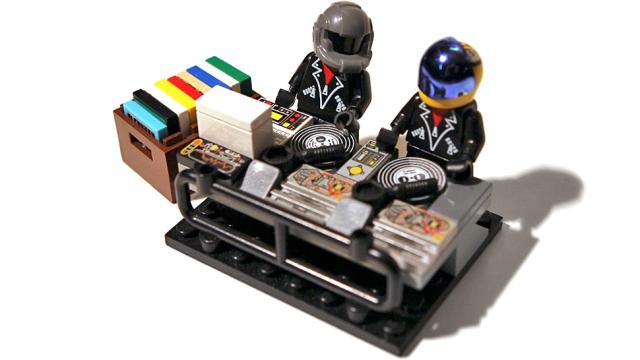 I Want These Daft Punk Lego Minifigs More Than Their New Album