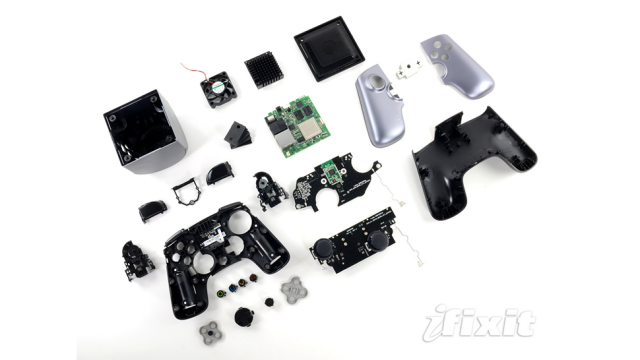 Here’s What $100 Worth Of Gaming Console Looks Iike Inside