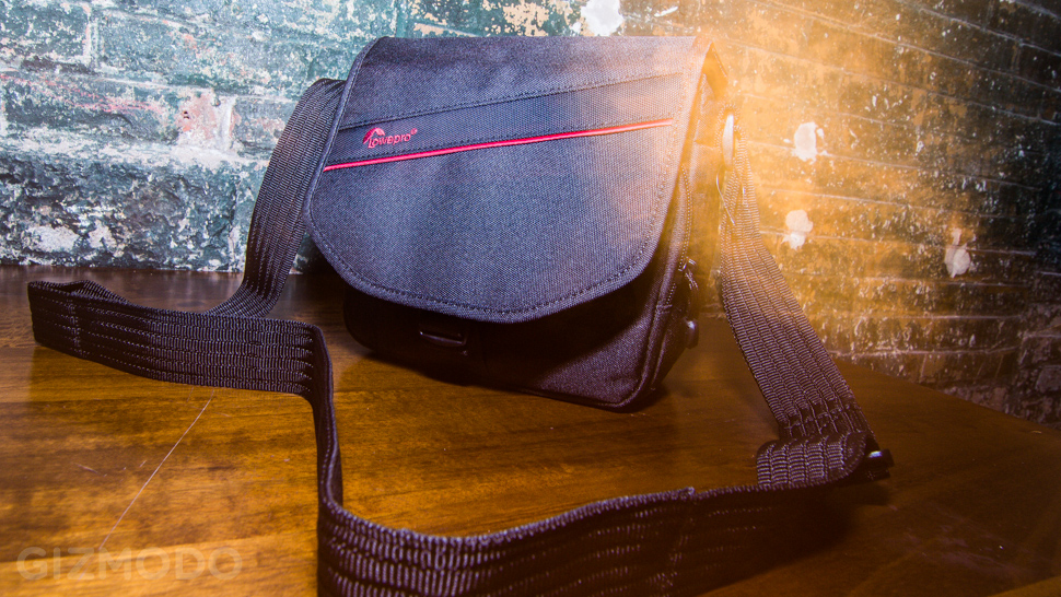 The Best Bag To Carry Your Mirrorless Camera