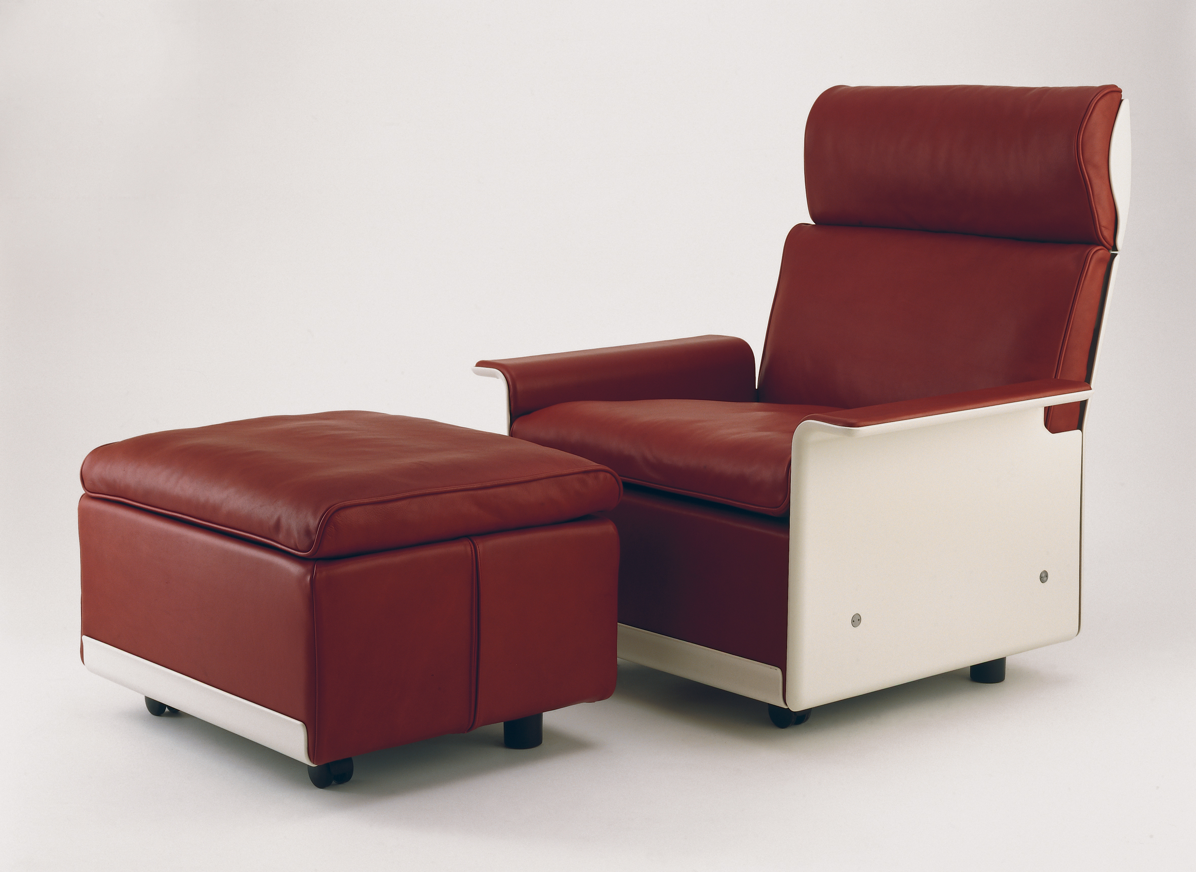 Dieter Rams Reissues His Rare (But Classic) Modular Chair