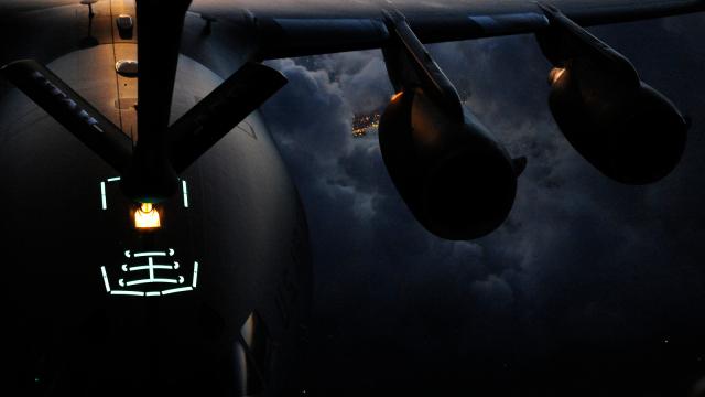 The Tranquil, Tron-Like Beauty Of A Plane Refueling In Mid-Air