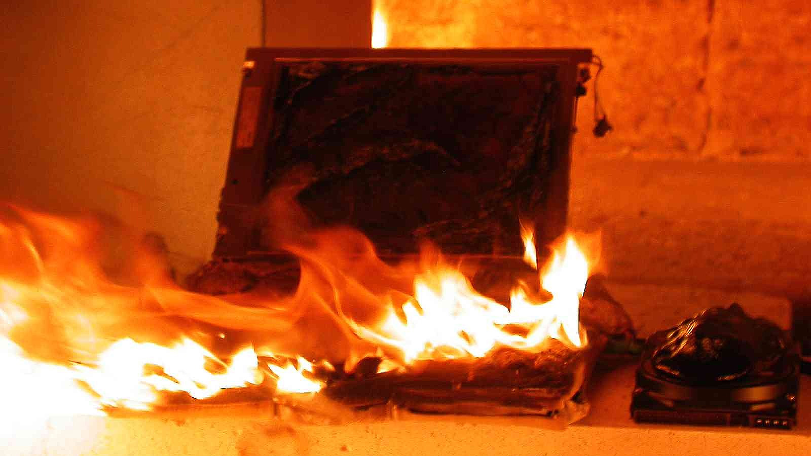 14 Reasons To Keep Your Gadgets Away From Open Flame