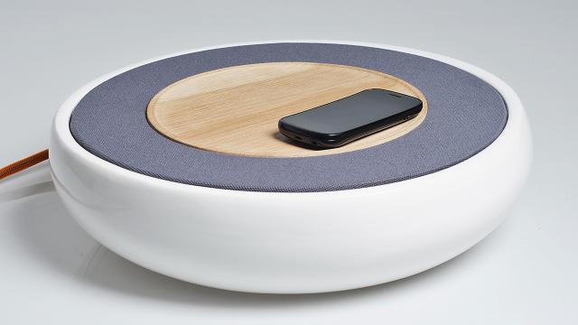 Control This Lovely Wireless Speaker By Just Putting Your Phone On It