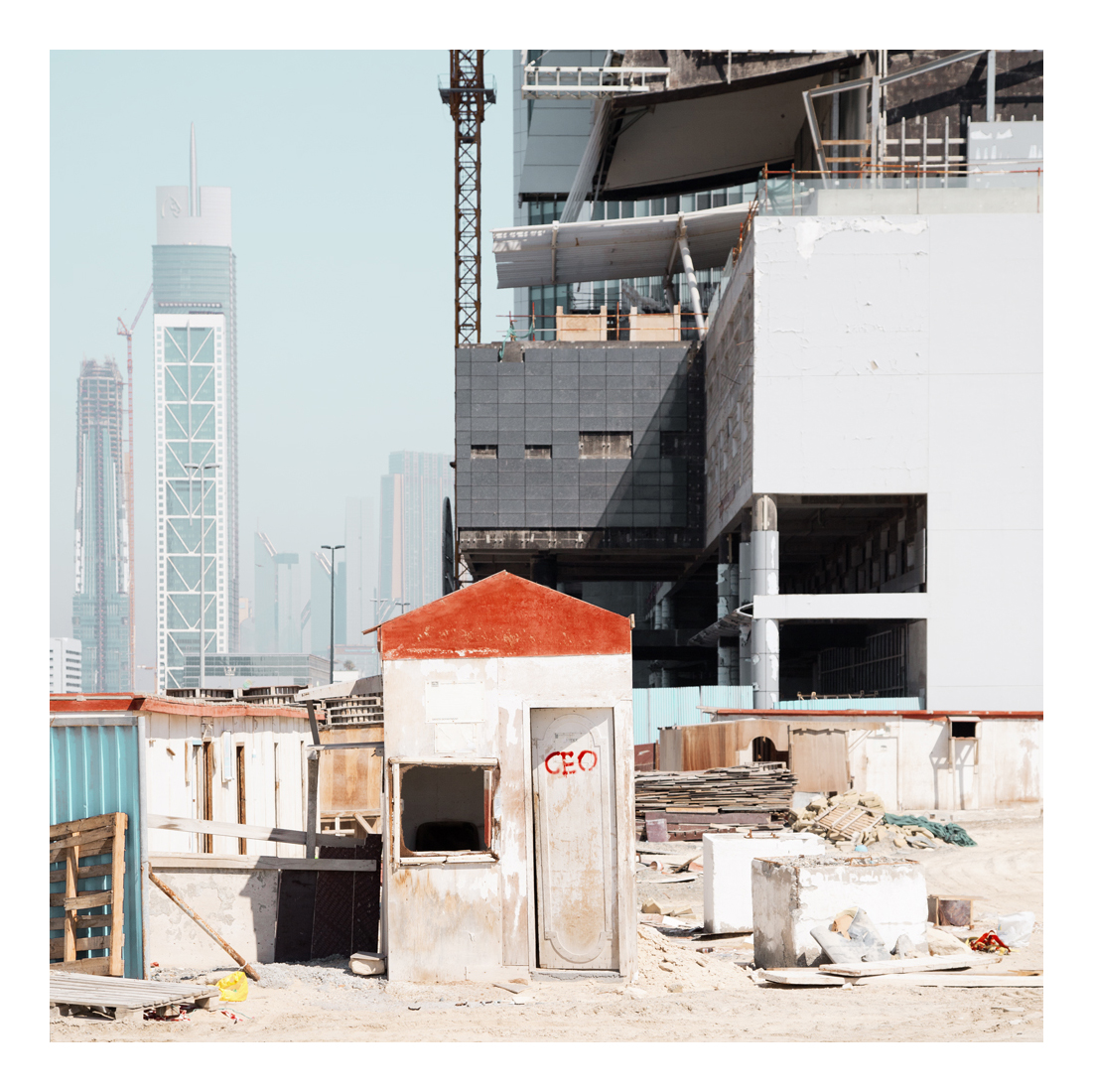 Gorgeous Windswept Photos Of Dubai’s Booming, Bloated Metropolis
