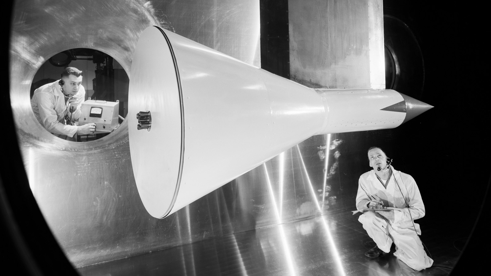 28 Gorgeous Wind Tunnels That Will Blow You Away