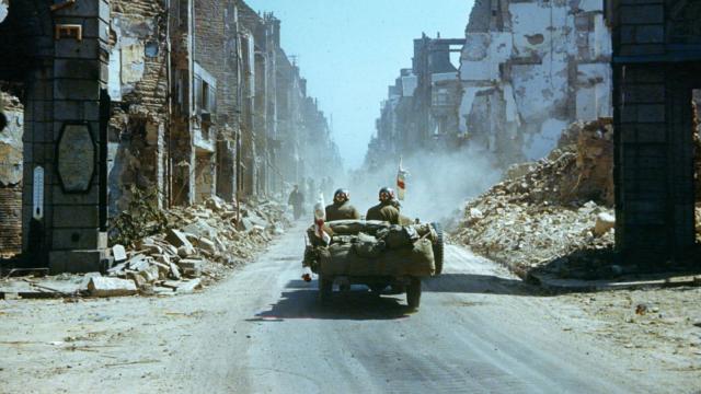 Tour D-Day Normandy’s Surreal Destruction In These Rare Colour Photos
