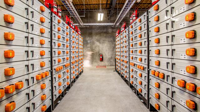 Monster Machines: This Gigantic 5MW Battery Can Power A Village