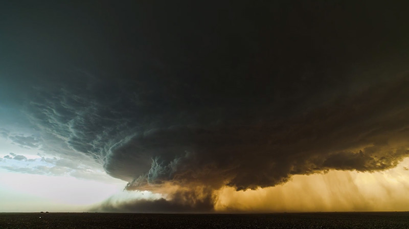 Check Out This Otherworldly Footage Of A Storm Supercell Forming