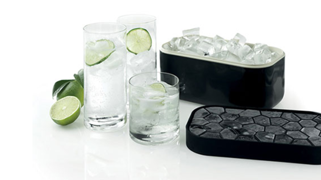 An Awesome 132-Cube Ice Tray Exists Because People Are Idiots