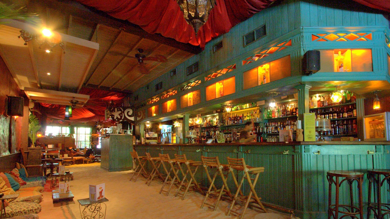 Happy Hour: 17 Bizarre Bars That Are Awesome