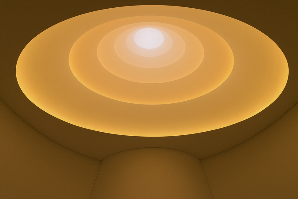 Inside The Guggenheim Museum’s Glowing, Ambient James Turrell Skylight