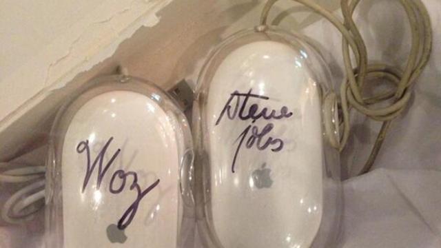 Kanye Got Mice Autographed By Steve Jobs And Woz For Father’s Day
