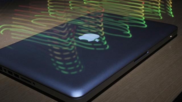 Ghostly Portraits Of The Force Fields Around Your Gadgets