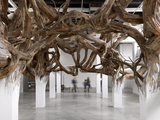 An Otherworldly Gordian Knot Sculpture That Dares You To Climb It