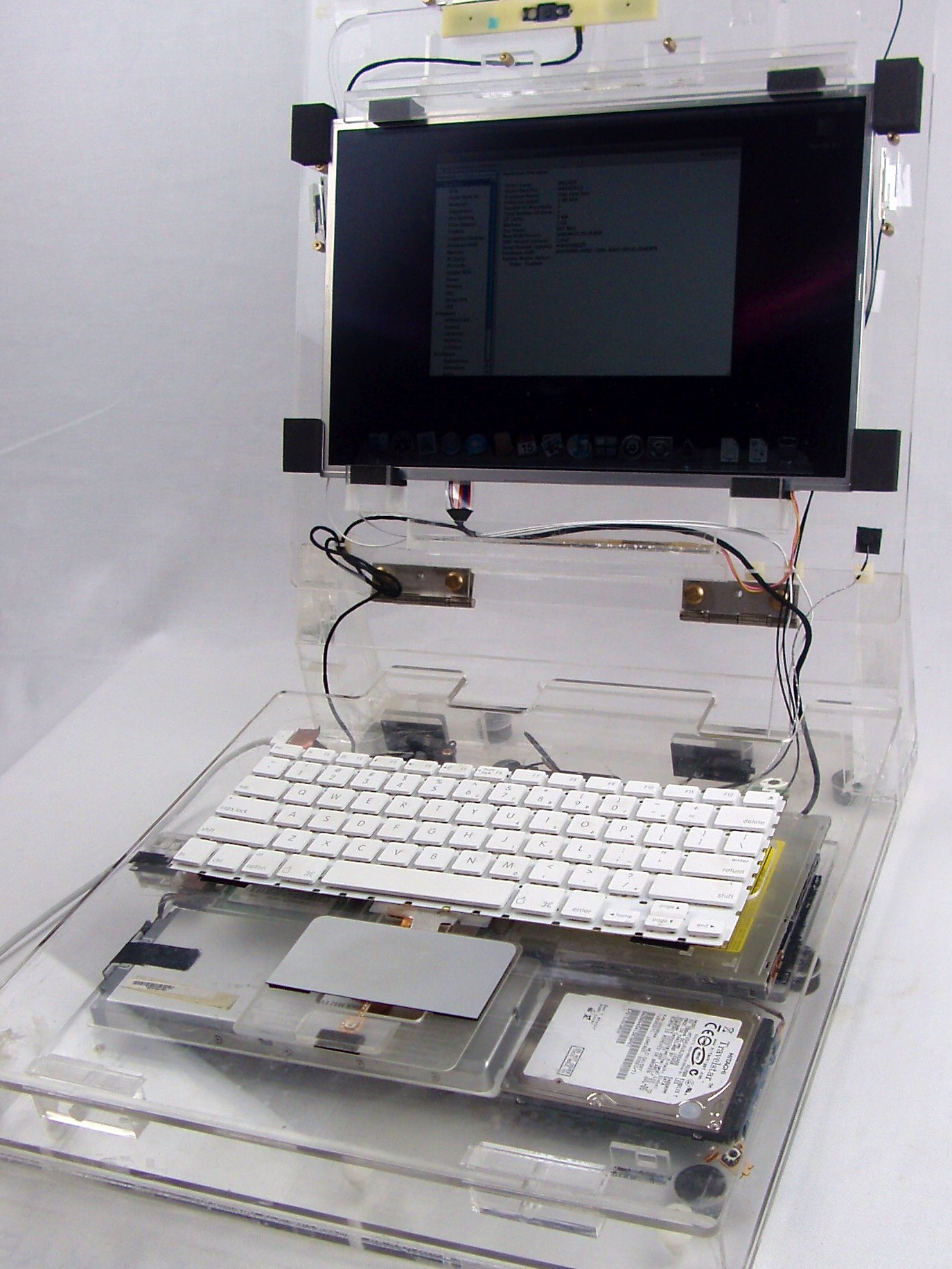 Apple’s Come A Long Way Since This Original MacBook Reference Design