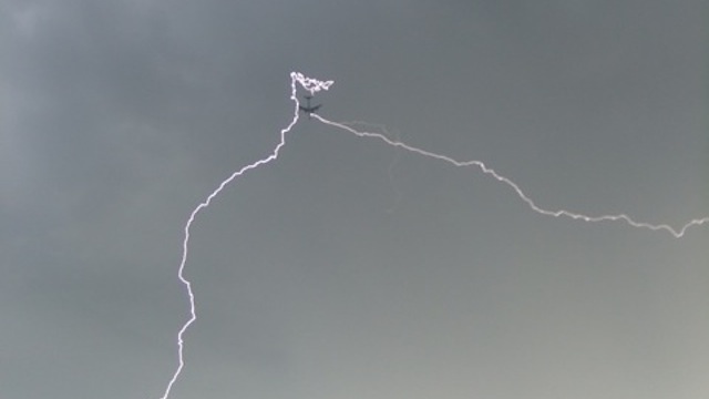 A Plane Getting Struck By A Lightning Bolt Is Always Scary