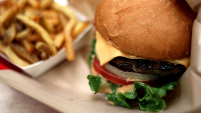 The World’s First Lab-Grown Meat Burger Tastes Terrible (Surprise!)