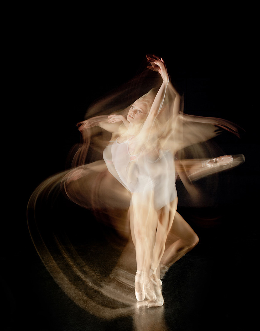 These Mesmerising Photos Capture Dynamic Ballet Dancers In Midair