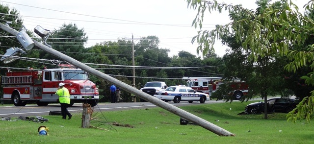 Tesla Model S Crashes Into Electric Pole And Causes Blackout
