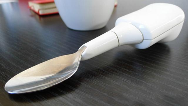 An Amazing Stabilised Spoon Lets Parkinson’s Sufferers Feed Themselves