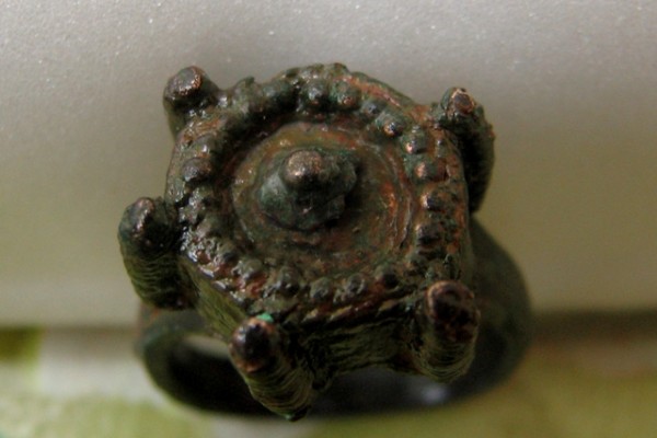 This 700-Year-Old Ring Was Used To Poison Kings