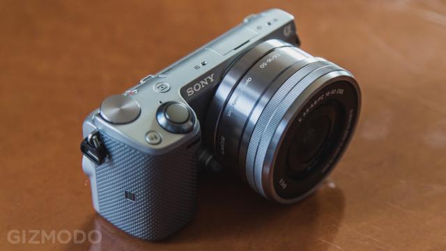 Sony’s NEX-5T: Miniature Marvel Gets Connected