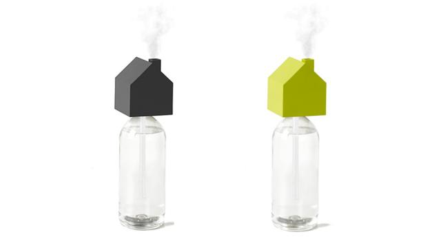 This Sweet Little House-Shaped Humidifier Keeps You Cosy Anywhere