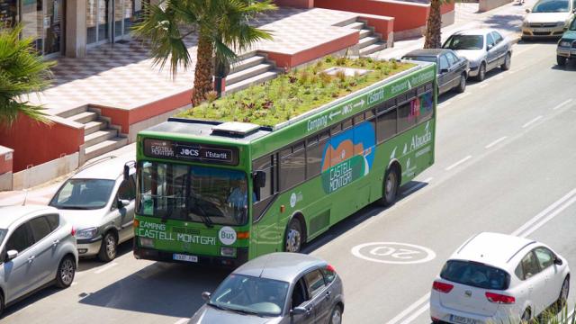 This City Planted ‘Moving Gardens’ On Its Buses