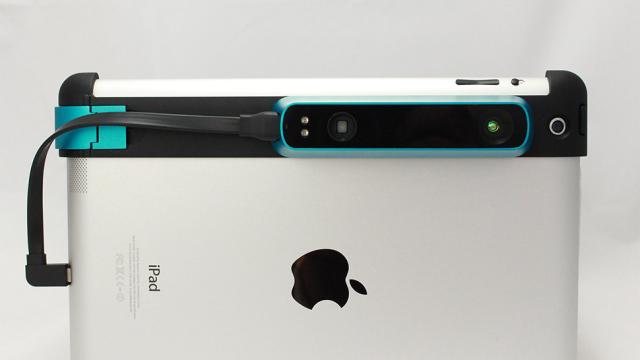 This Tiny Mobile 3D Scanner Snaps Right Onto Your iPad