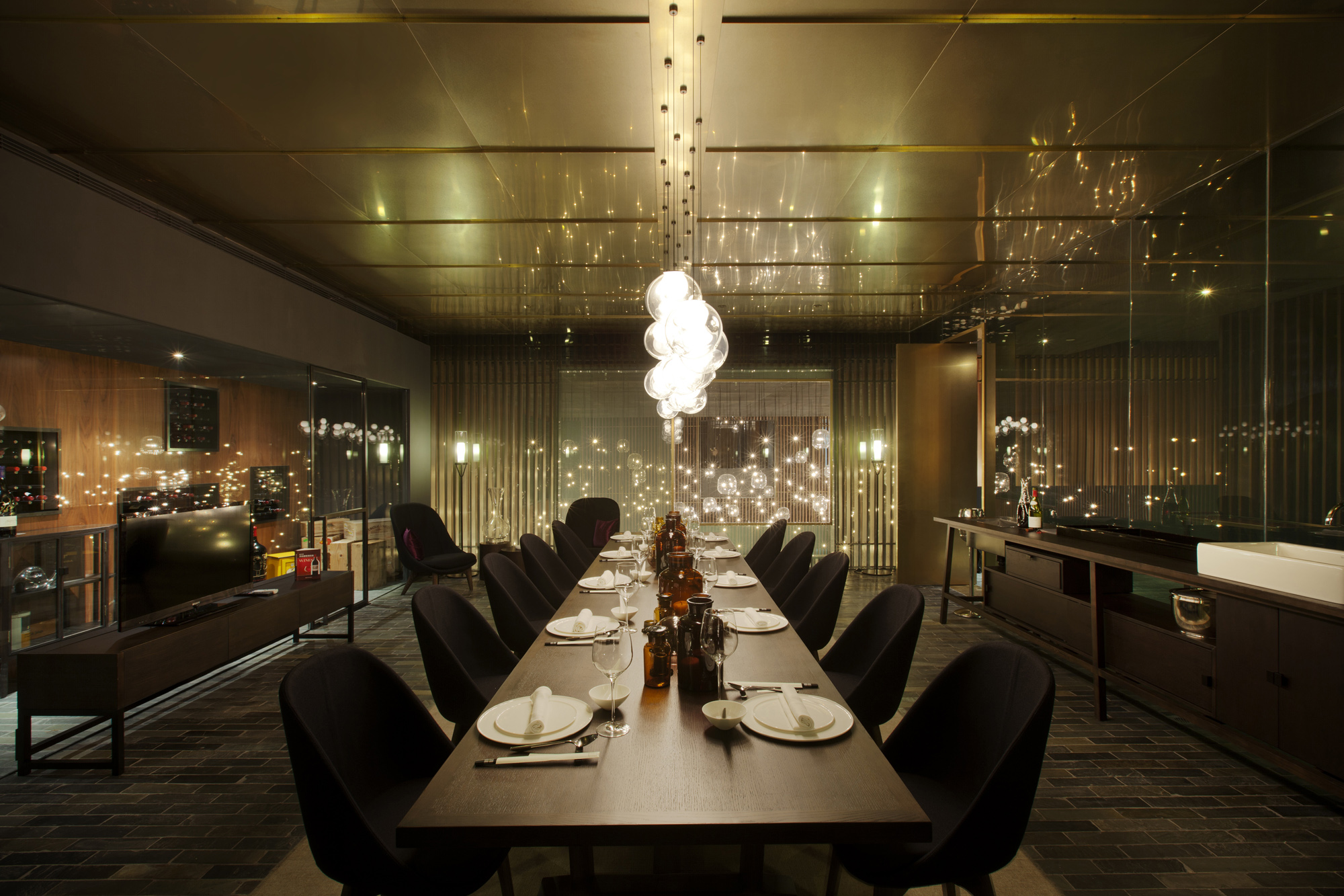 The Six Swankiest Bars And Restaurants Designed In 2013