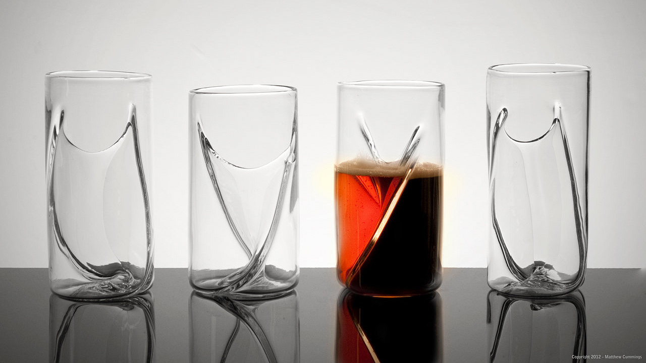 Hand-Blown Dual Beer Glass Lets You Enjoy Two Ales At Once