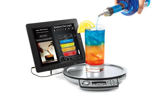 Everyone’s A Master Bartender With This App-Connected Drink Scale