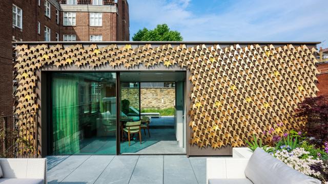 Aluminium Leaves Give This London House A Suave Geometric Facade