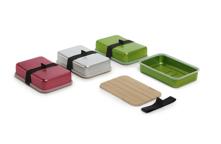 This Aluminium Lunch Box Comes With Its Own Cutting Board Lid
