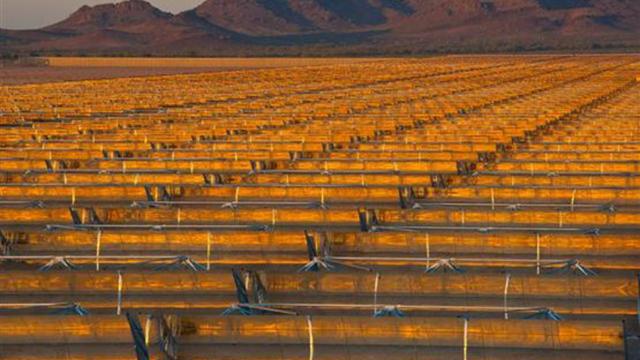 Monster Machines: This Solar Thermal Plant Makes Electricity Even In The Dark