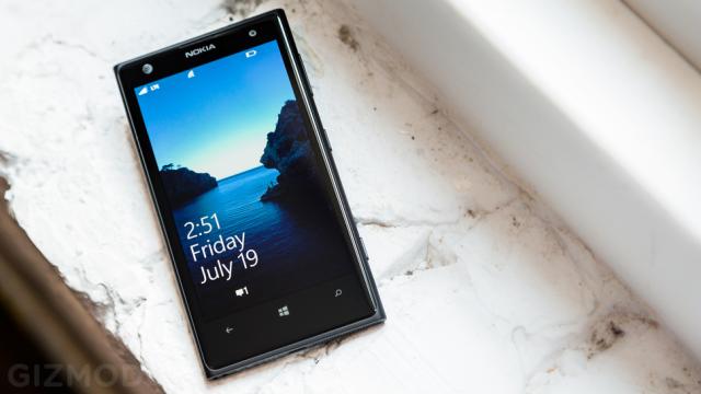 Nokia Leaks Details Of Its First  Oversized Lumia Handset